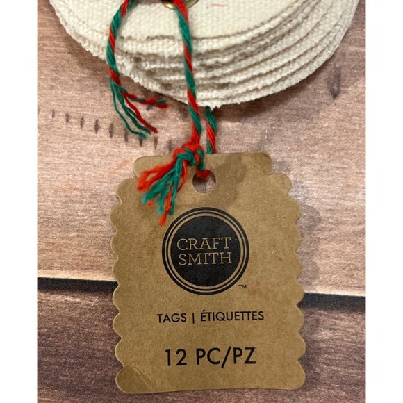 Craft Smith 12-Piece Gold-Dipped Fabric/canvas Tags MSEQ176 Candy Cane Holiday - Picture 2 of 3